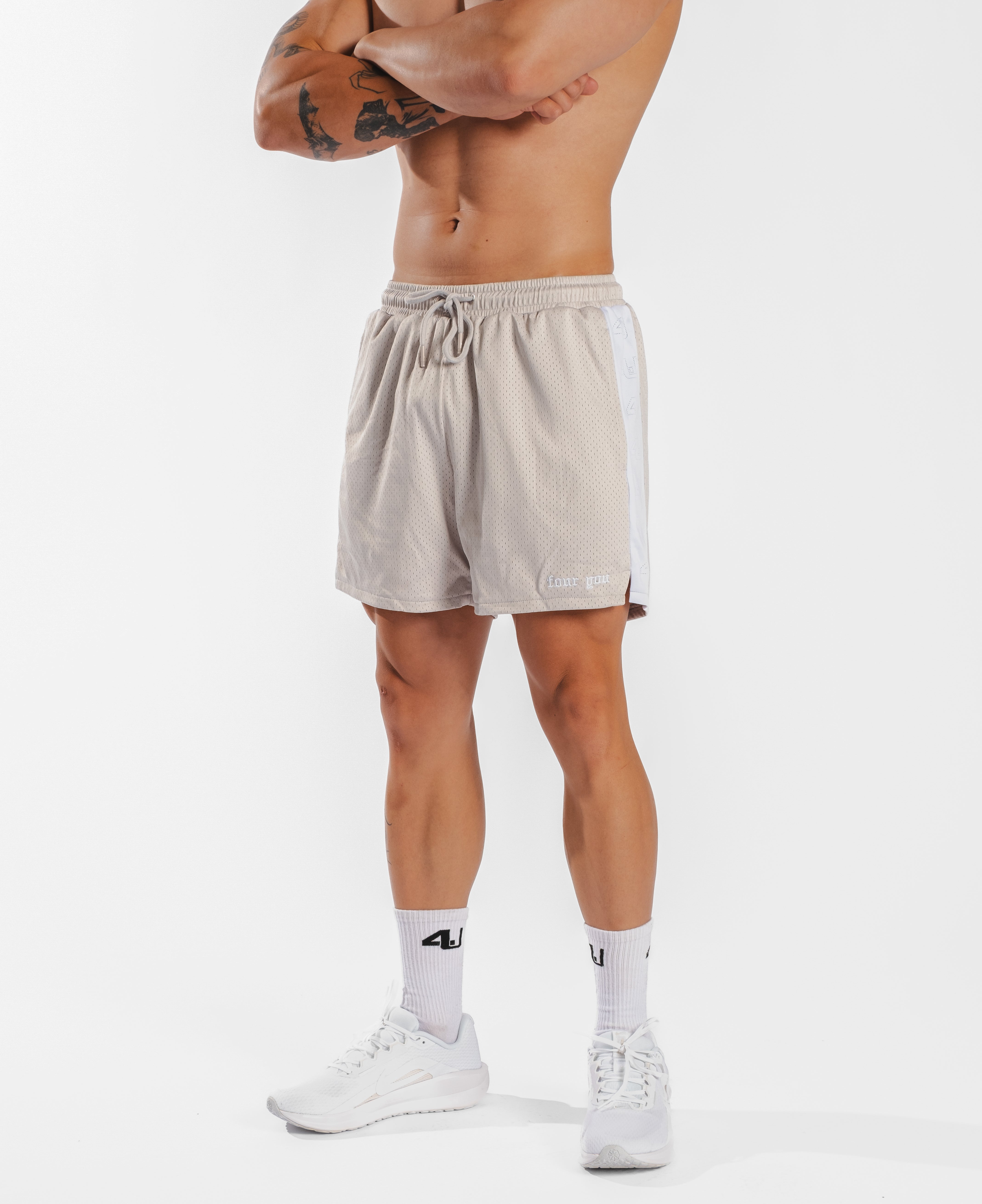 Core 4" Mesh Shorts