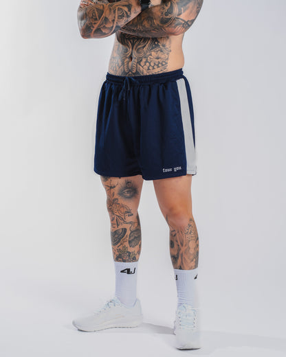Core 4" Mesh Shorts
